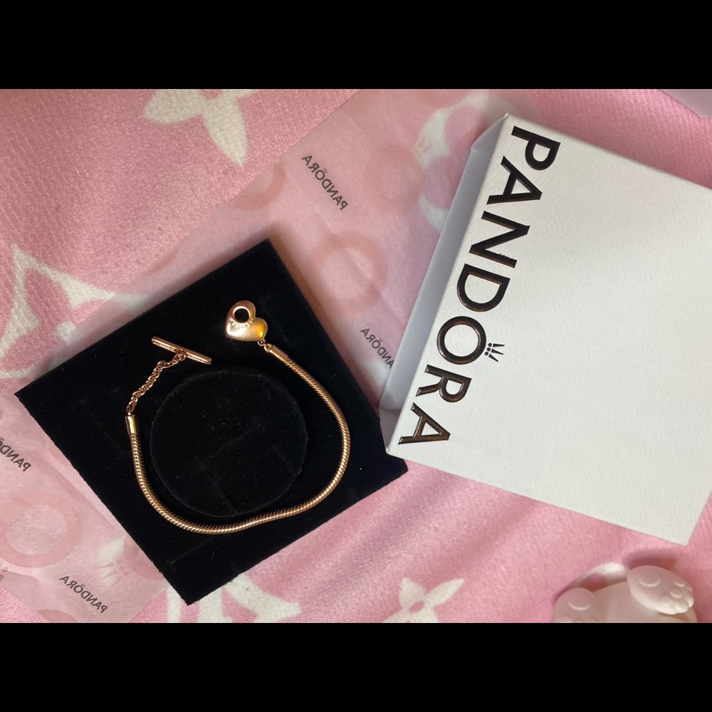 Rose gold bracelet brand NEW never worn, Pandora